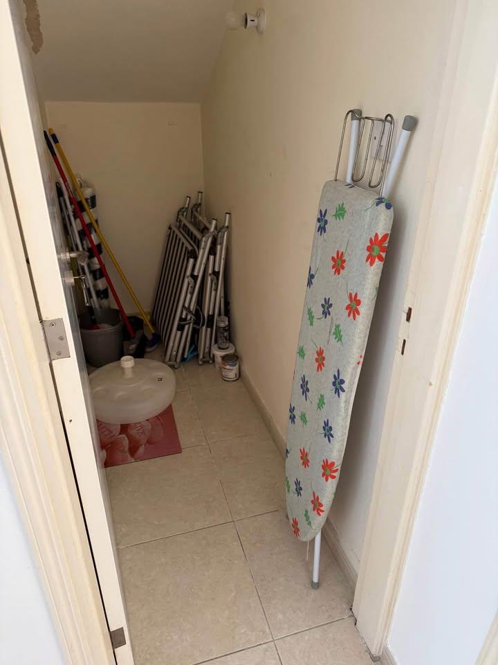 1 Bedroom, Garden Apartment: https://www.facebook.com/marketplace/item/966639192210298 (www.facebook.com)