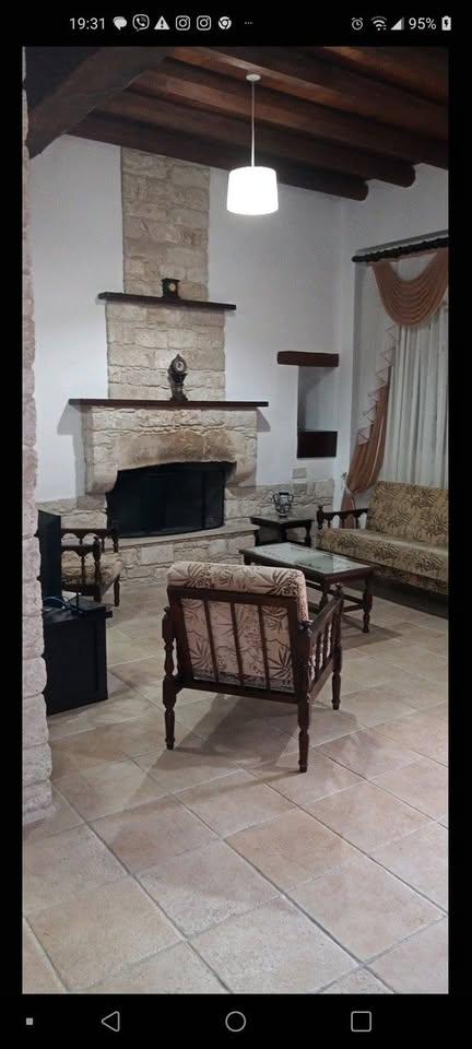 2 House For Sale or Rent: https://www.facebook.com/marketplace/item/682458881202454 (www.facebook.com)