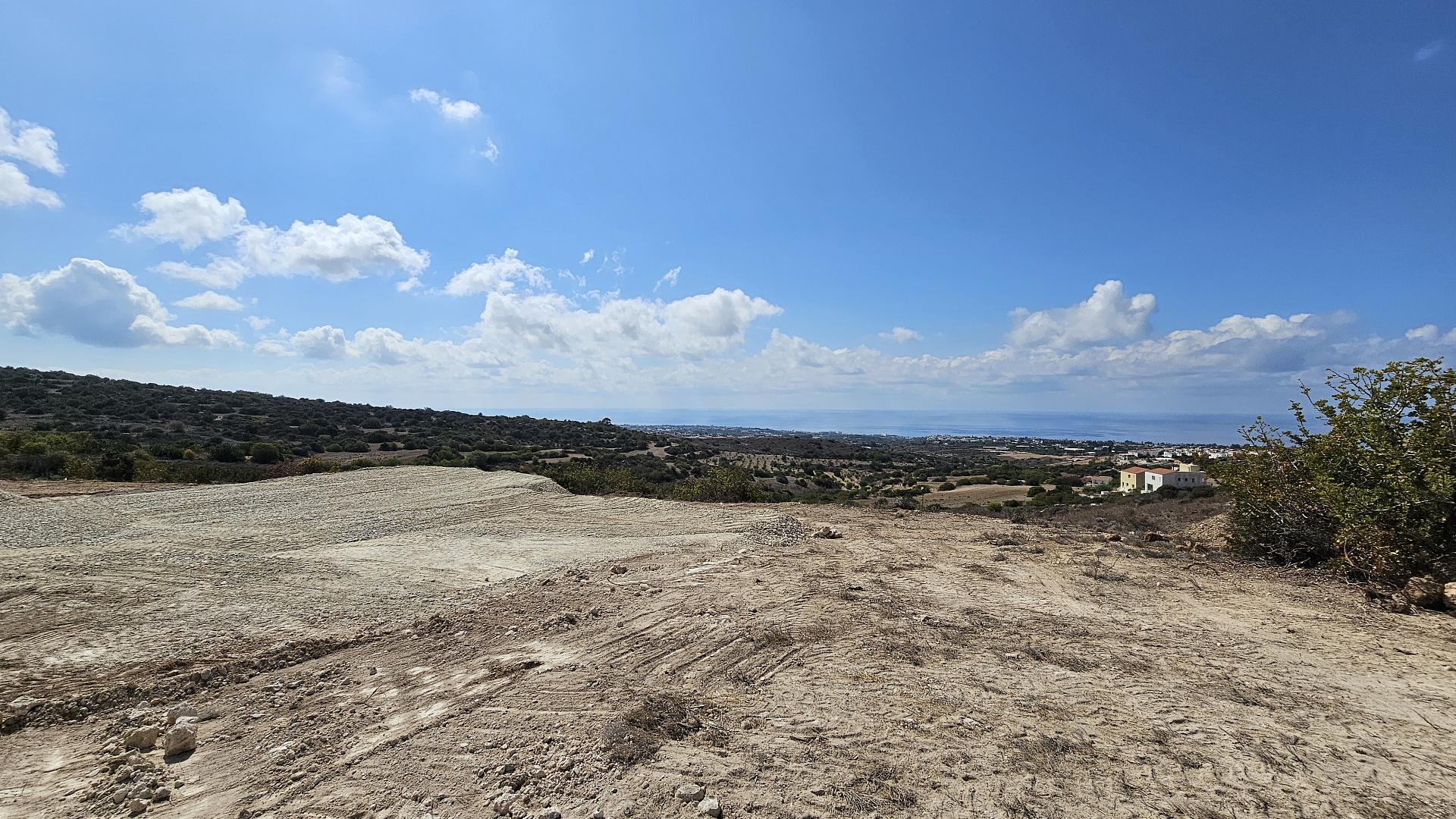 New 3-bedroom villa in Paphos № 153084: https://dom.com.cy/en/catalog/sale/153084/ (dom.com.cy)