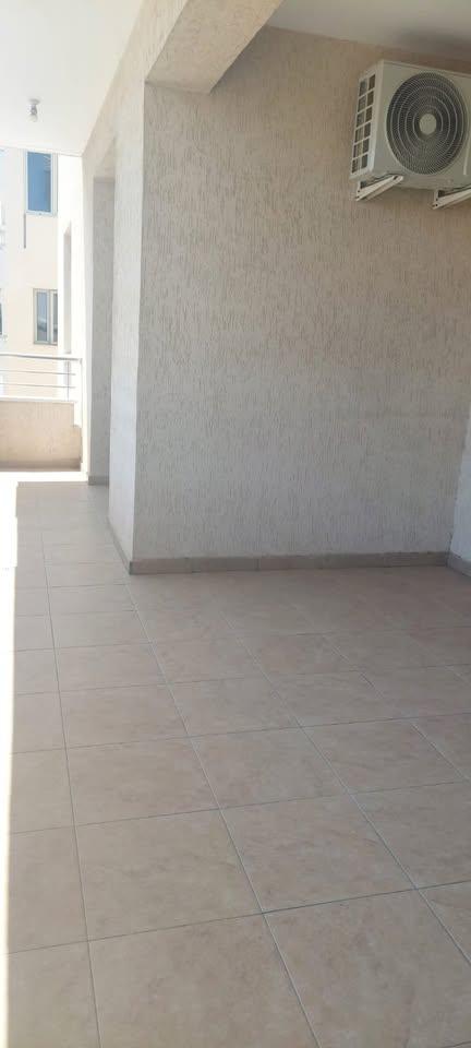 3 Beds 1 Bath Apartment/condo: https://www.facebook.com/marketplace/item/1193185722031928 (www.facebook.com)