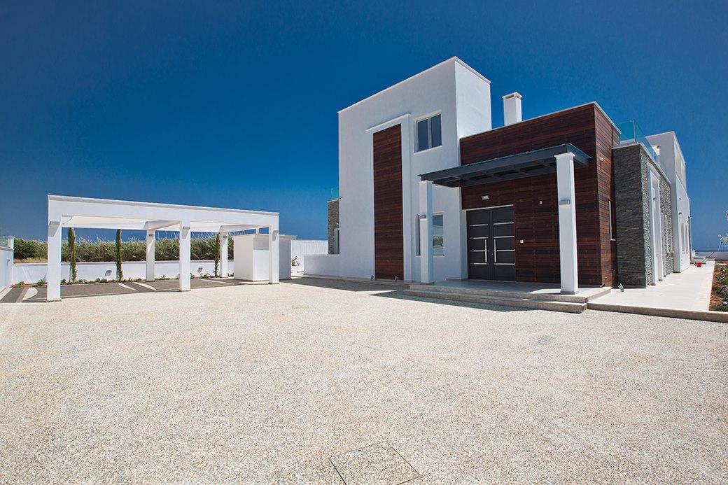 New 5-bedroom villa in Famagusta № 152048: https://dom.com.cy/en/catalog/sale/152048/ (dom.com.cy)