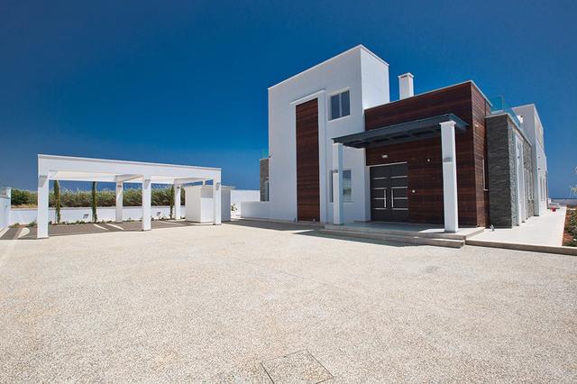 New 5-bedroom villa in Famagusta № 152048: https://dom.com.cy/en/catalog/sale/152048/ (dom.com.cy)