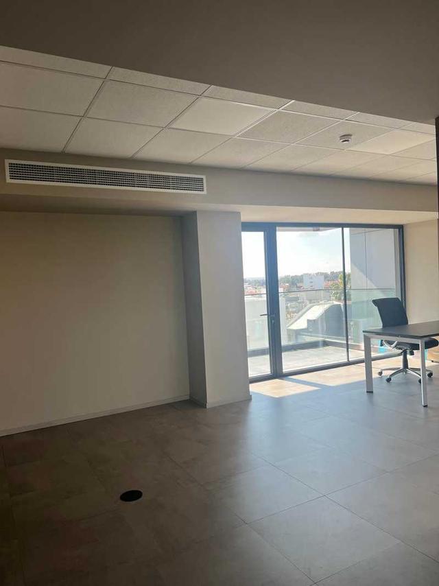 Luxury office available for rent.commercial bulding open space office: https://www.bazaraki.com/adv/5794597_luxury-office-available-for-rent-open-space-of-550sqm-modern-industrial-buildin (www.bazaraki.com)
