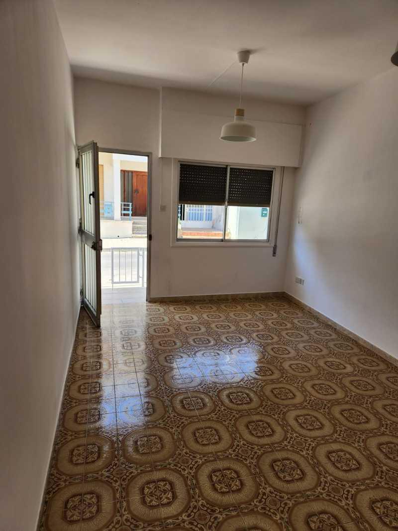 2-bedroom semi-detached to rent: https://www.bazaraki.com/adv/5795154_2-bedroom-semi-detached-to-rent (www.bazaraki.com)