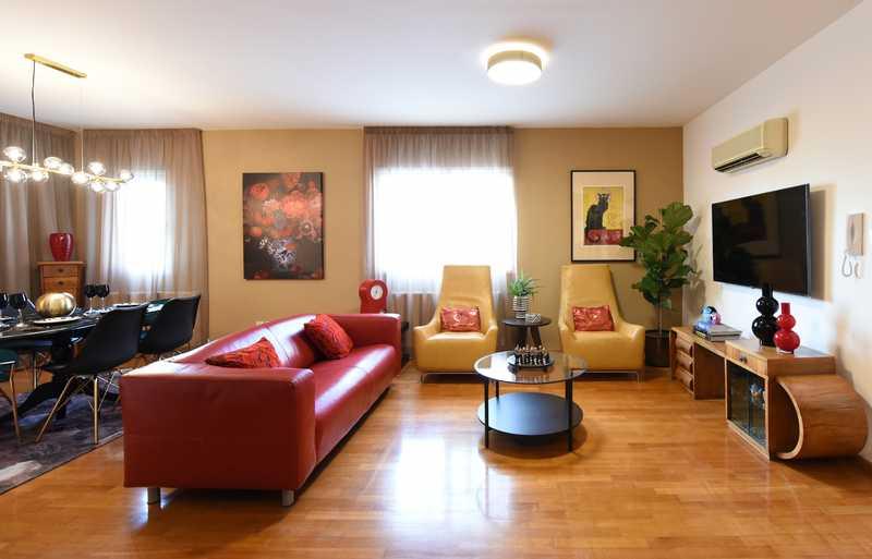 3-bedroom apartment to rent: https://www.bazaraki.com/adv/5765103_3-bedroom-apartment-to-rent (www.bazaraki.com)