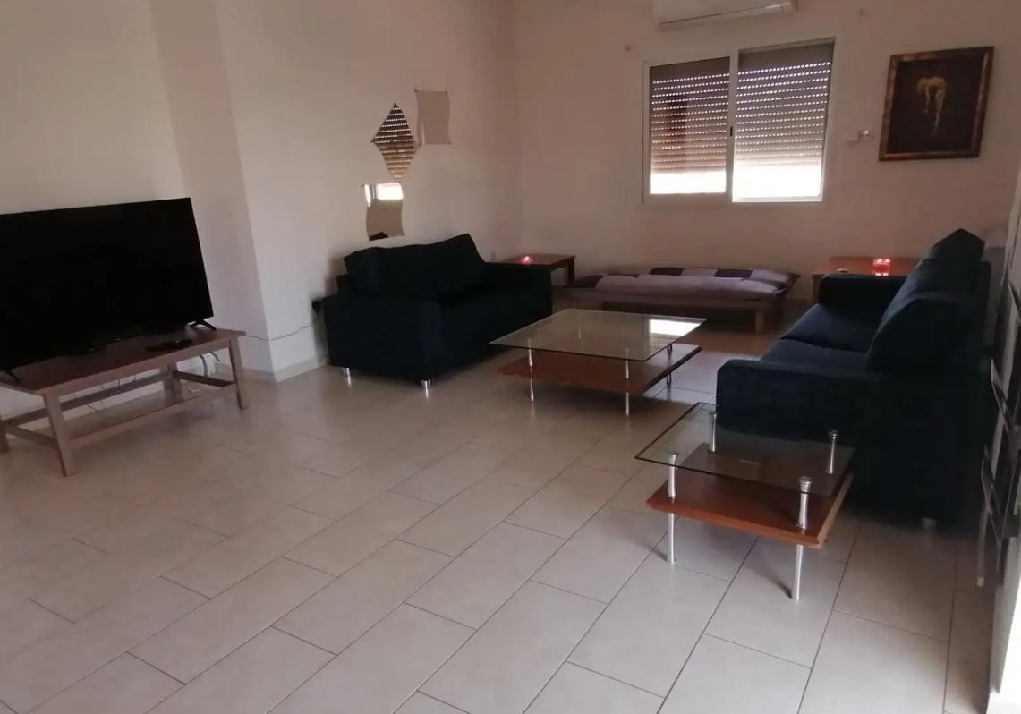3-bedroom flat in Limassol №152110: https://dom.com.cy/en/catalog/rent/152110/ (dom.com.cy)