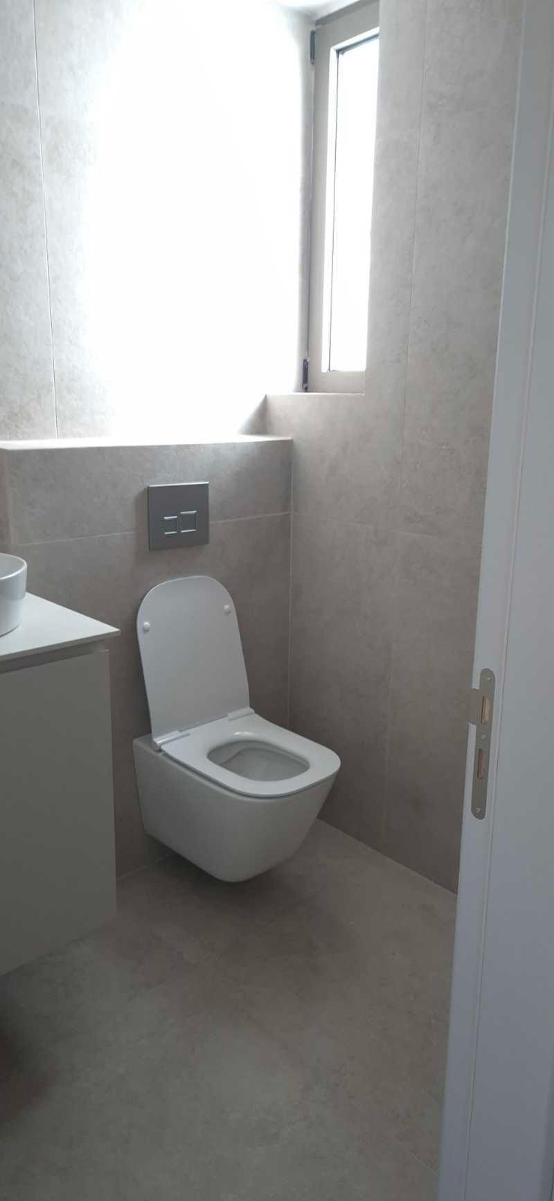 2-bedroom apartment to rent: https://www.bazaraki.com/adv/5759389_2-bedroom-apartment-to-rent (www.bazaraki.com)