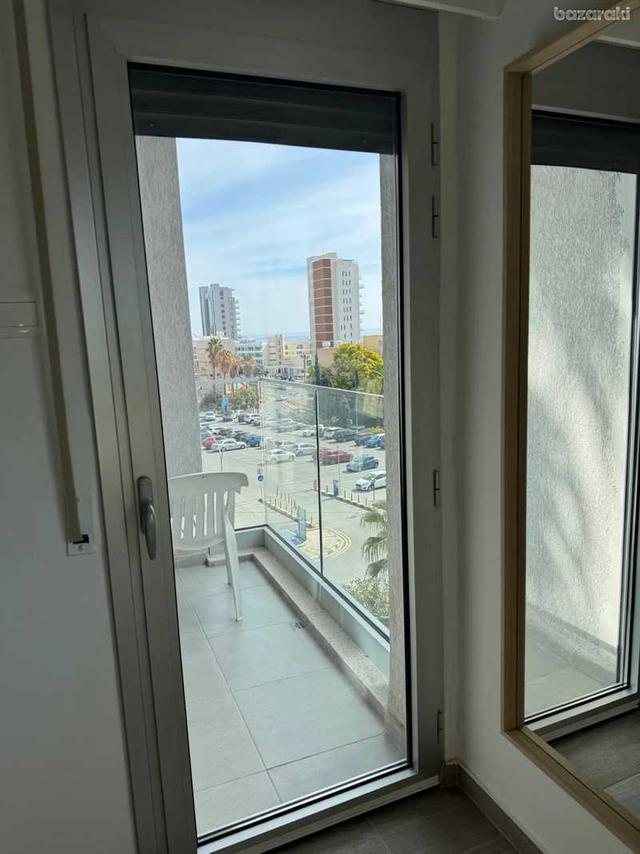 2-bedroom apartment to rent: https://www.bazaraki.com/adv/5794807_2-bedroom-apartment-to-rent (www.bazaraki.com)