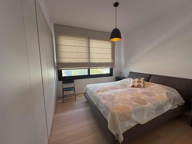 4-bedroom penthouse for sale: https://www.bazaraki.com/adv/5786452_4-bedroom-penthouse-for-sale (www.bazaraki.com)
