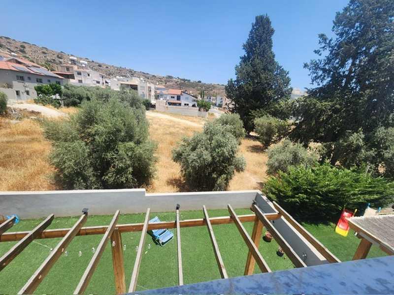 3-bedroom detached house to rent: https://www.bazaraki.com/adv/5796686_3-bedroom-detached-house-to-rent (www.bazaraki.com)