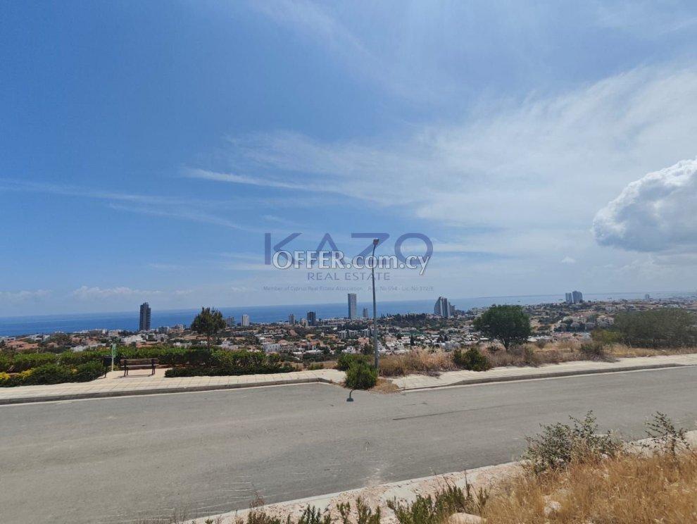 Unobstructed Residential Sea View Building Plot in Moutagiakka, Limassol: https://www.offer.com.cy/en/unobstructed-residential-sea-view-building-plot-in-moutagiakka-limassol/21-816126/ (www.offer.com.cy)