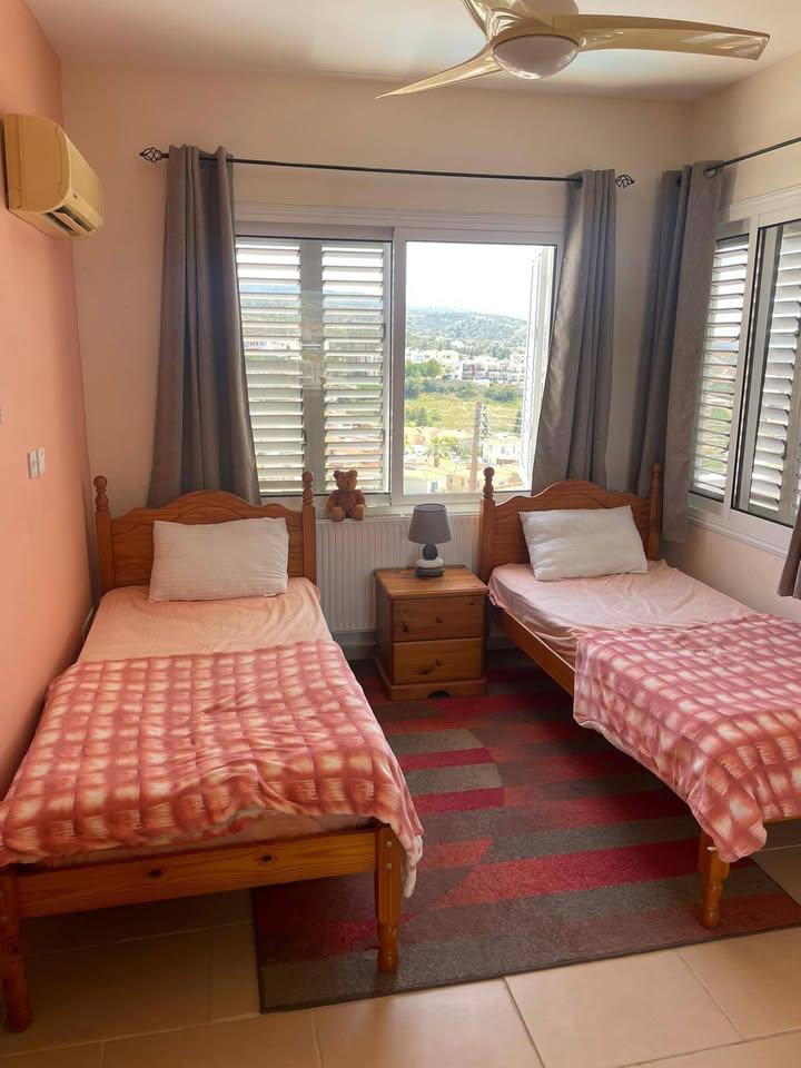 Large townhouse with centralheating in Peyia: https://www.facebook.com/marketplace/item/1235320814914526 (www.facebook.com)