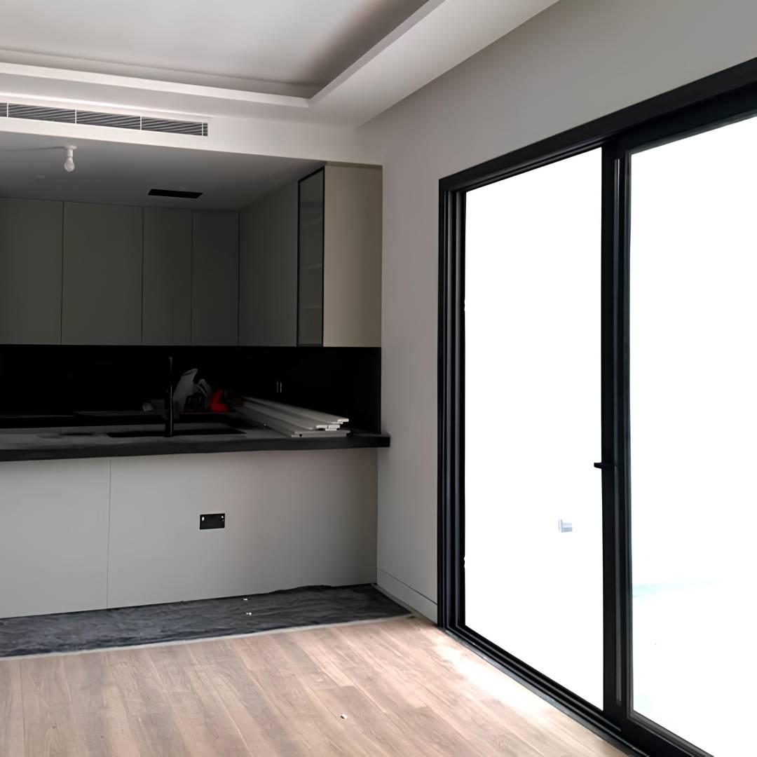 New 3-bedroom apartment in Limassol № 152861: https://dom.com.cy/en/catalog/sale/152861/ (dom.com.cy)