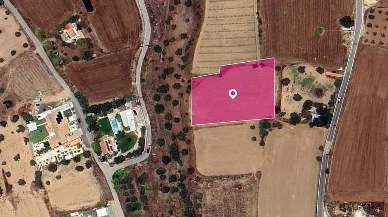 Residential land 3011 m²: https://www.bazaraki.com/adv/5798397_residential-land-3011-m2 (www.bazaraki.com)