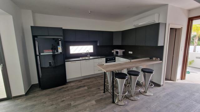 3-bedroom villa in Larnaca №153334: https://dom.com.cy/en/catalog/rent/153334/ (dom.com.cy)