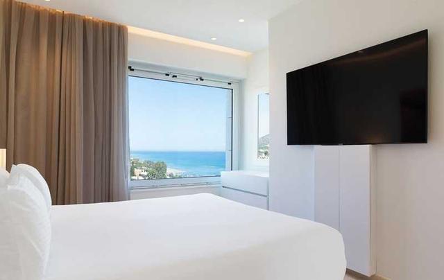 3-bedroom apartment to rent: https://www.bazaraki.com/adv/5793617_3-bedroom-apartment-to-rent (www.bazaraki.com)