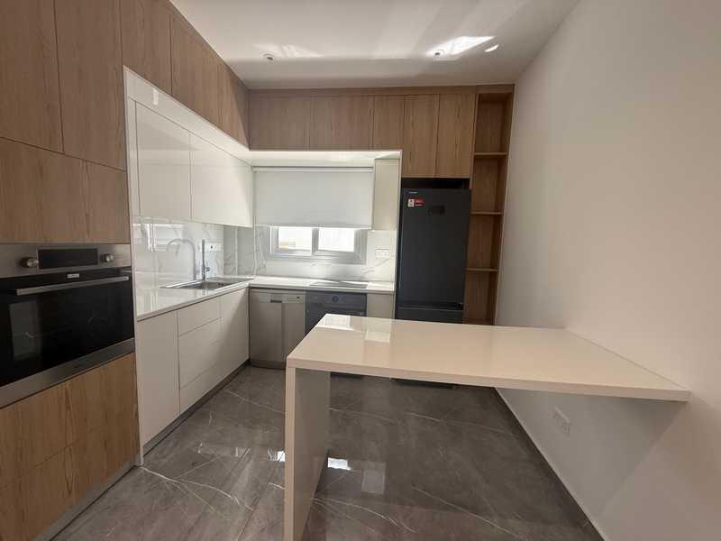 2-bedroom apartment to rent: https://www.bazaraki.com/adv/5791281_2-bedroom-apartment-to-rent (www.bazaraki.com)