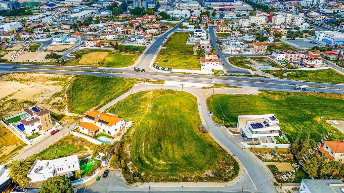 2,034 SQM Residential Plot for sale in Aradippou, Larnaca: https://www.buysellcyprus.com/property-for-sale/larnaca/aradippou/plot-for-sale-aradippou-larnaca-1796738.html (www.buysellcyprus.com)