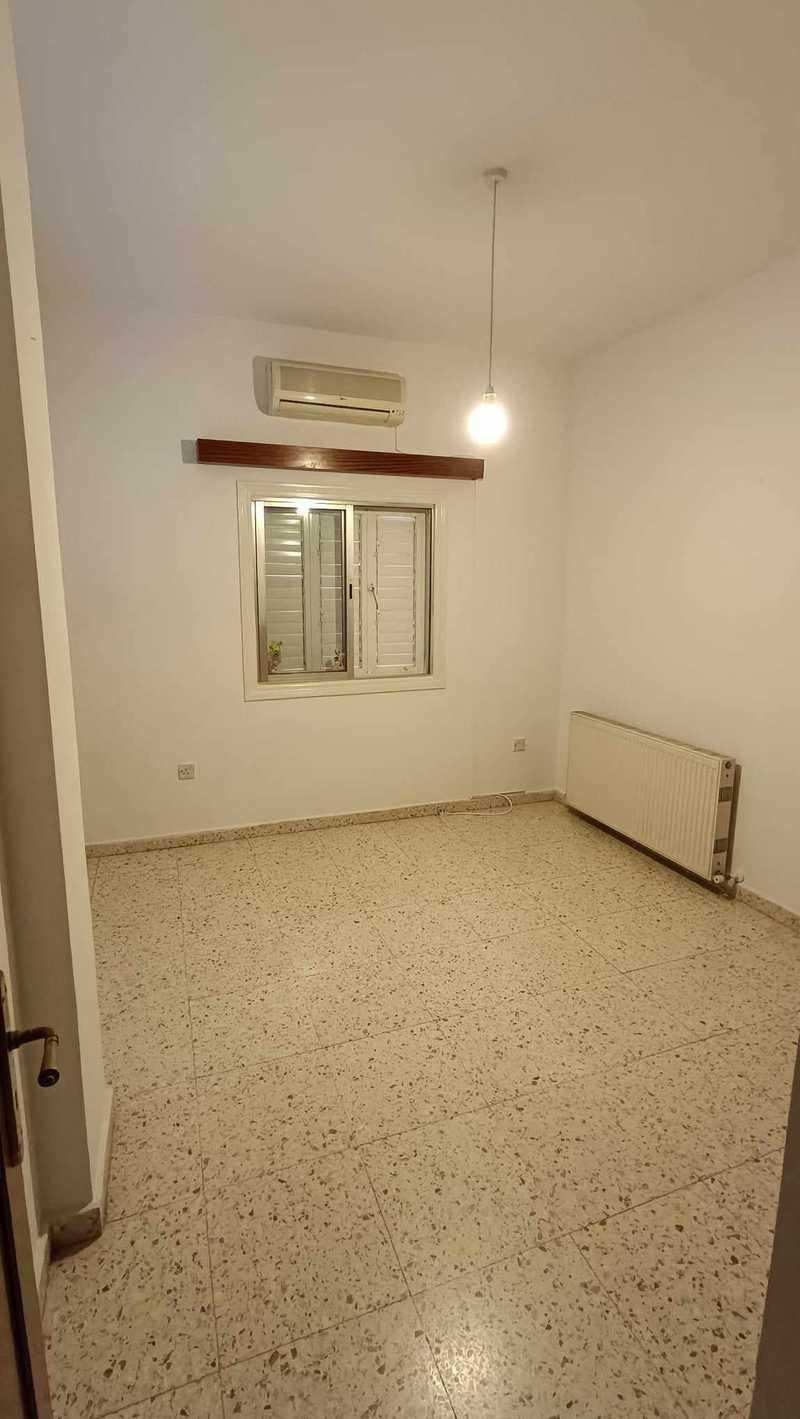 3-bedroom semi-detached for sale: https://www.bazaraki.com/adv/5787316_3-bedroom-semi-detached-for-sale (www.bazaraki.com)