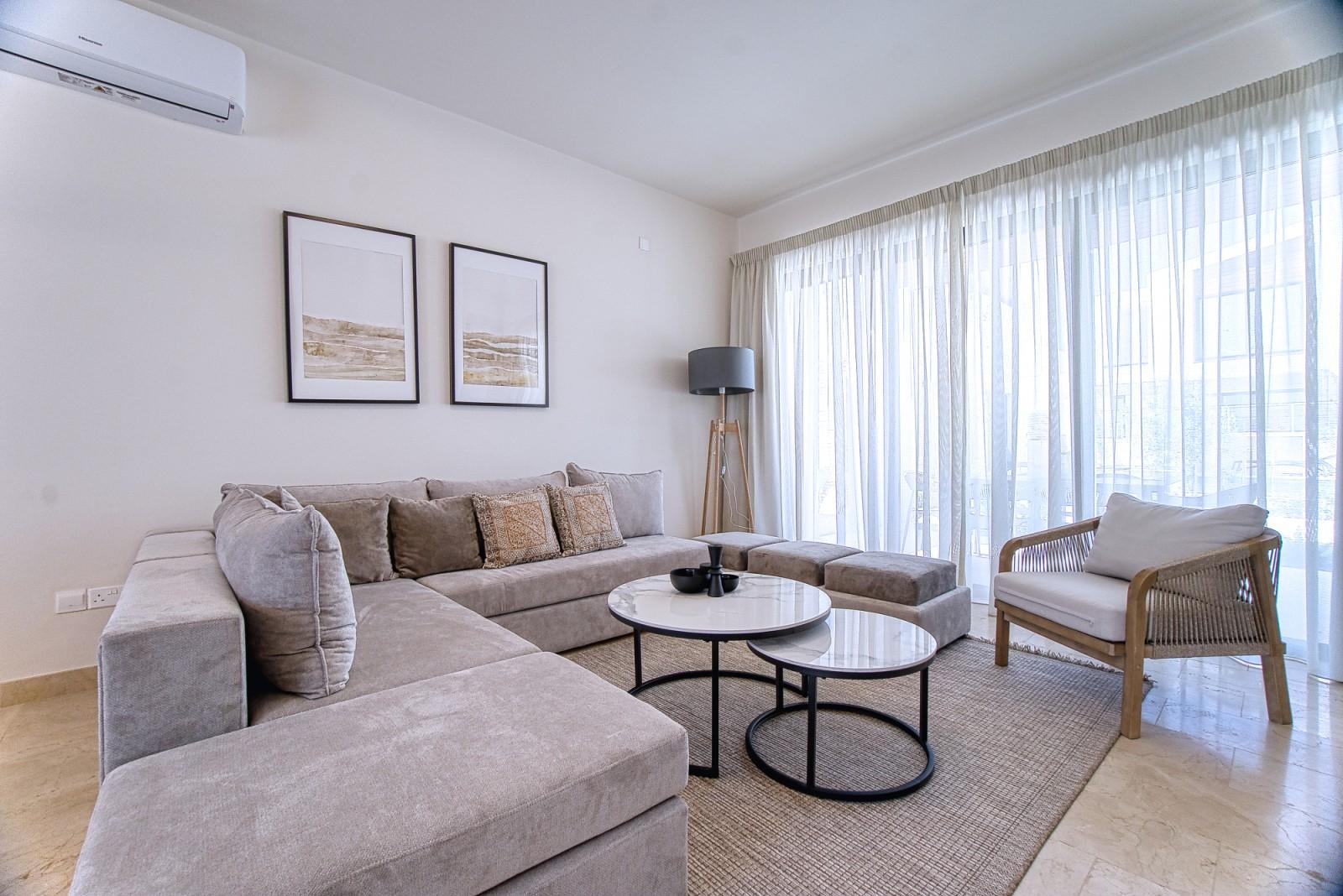 3-bedroom house in Paphos №153847: https://dom.com.cy/en/catalog/rent/153847/ (dom.com.cy)