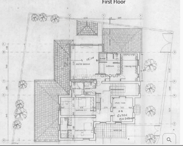5-bedroom detached house for sale: https://www.bazaraki.com/adv/5790572_5-bedroom-detached-house-for-sale (www.bazaraki.com)