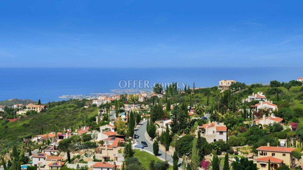 5 bed house for sale in Kamares Village Pafos: https://www.offer.com.cy/en/5-bed-house-for-sale-in-kamares-village-pafos/21-816336/ (www.offer.com.cy)