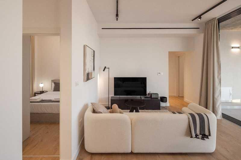 4-bedroom apartment for sale: https://www.bazaraki.com/adv/5796175_4-bedroom-apartment-for-sale (www.bazaraki.com)