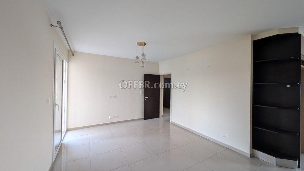Three Bedroom Apartment Kato Polemidia Limassol: https://www.offer.com.cy/en/three-bedroom-apartment-kato-polemidia-limassol/21-816324/ (www.offer.com.cy)