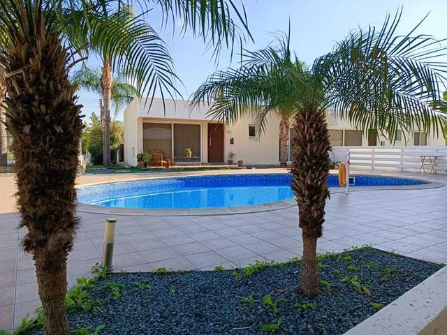 1-bedroom apartment for sale: https://www.bazaraki.com/adv/5786472_1-bedroom-apartment-for-sale (www.bazaraki.com)