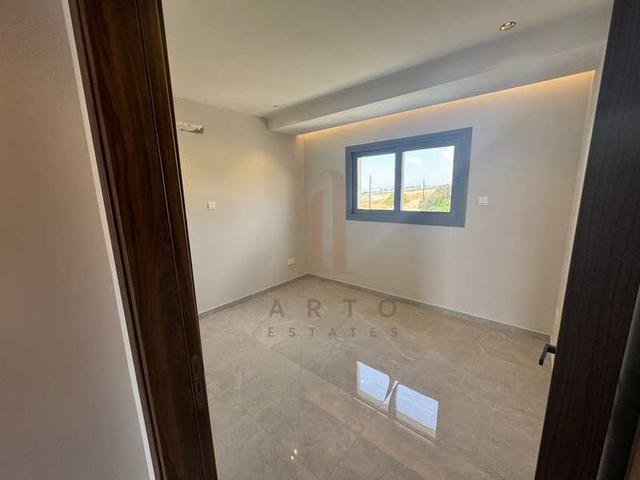 3-bedroom penthouse for sale: https://www.bazaraki.com/adv/5786579_3-bedroom-penthouse-for-sale (www.bazaraki.com)