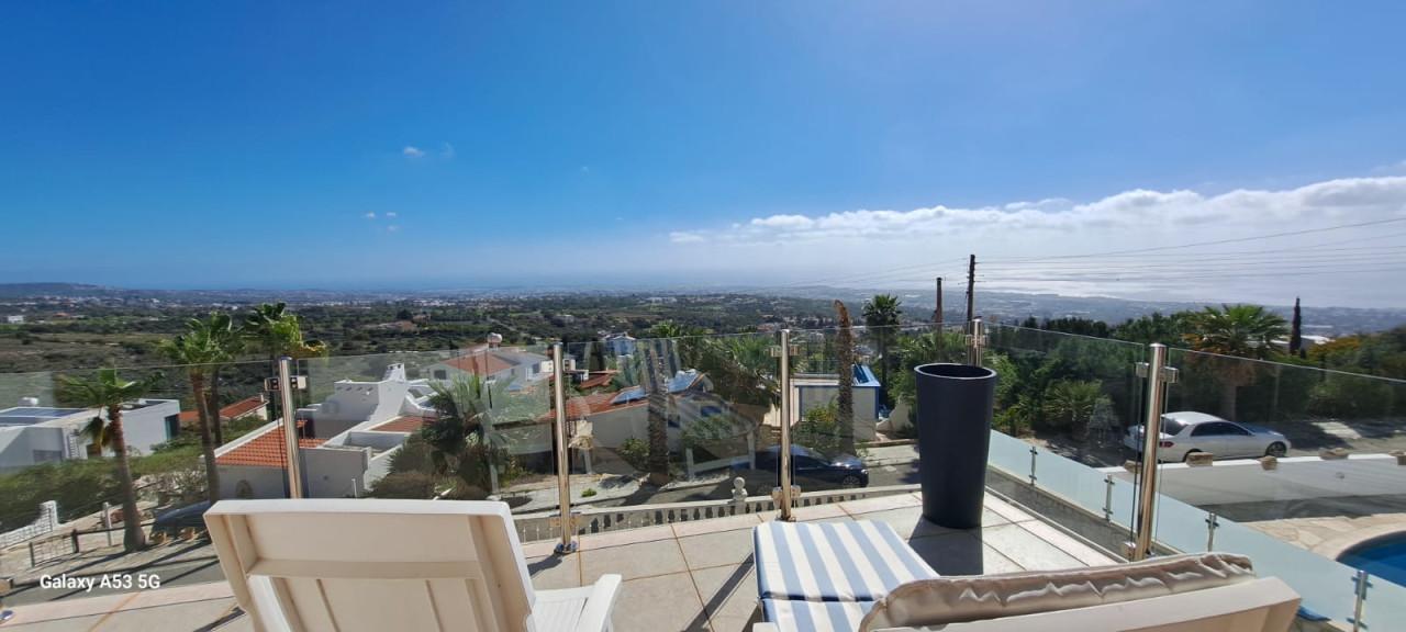 3-bedroom house in Paphos №153662: https://dom.com.cy/en/catalog/rent/153662/ (dom.com.cy)