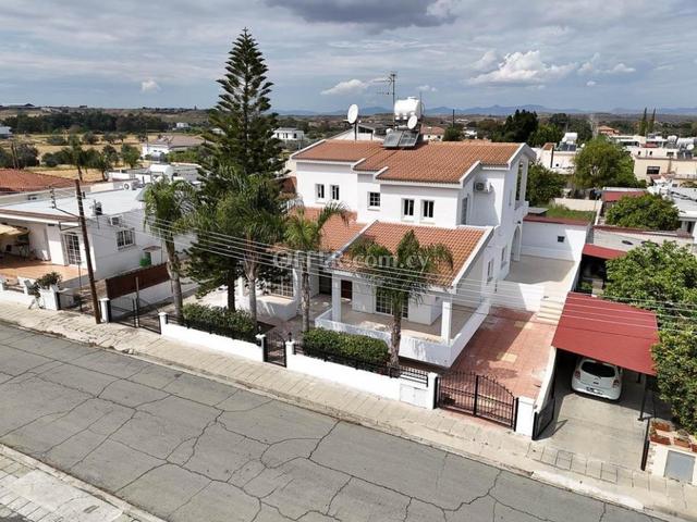House (Detached) in Dali, Nicosia for Sale: https://www.offer.com.cy/en/house-detached-in-dali-nicosia-for-sale/21-764439/ (www.offer.com.cy)