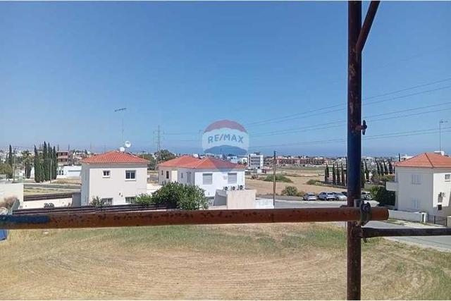 3-bedroom semi-detached for sale: https://www.bazaraki.com/adv/5787678_3-bedroom-semi-detached-for-sale (www.bazaraki.com)