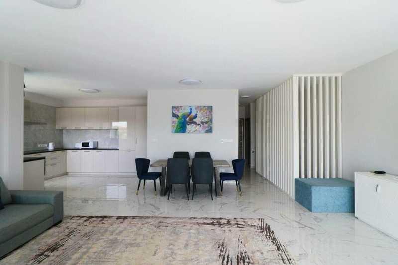 4-bedroom apartment for sale: https://www.bazaraki.com/adv/5791231_4-bedroom-apartment-for-sale (www.bazaraki.com)