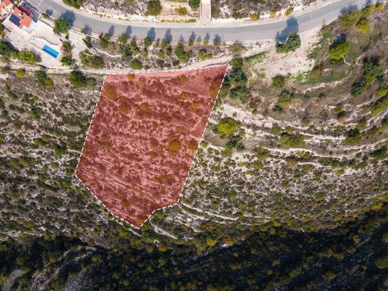 Residential land 5017 m²: https://www.bazaraki.com/adv/5792472_residential-land-5017-m2 (www.bazaraki.com)