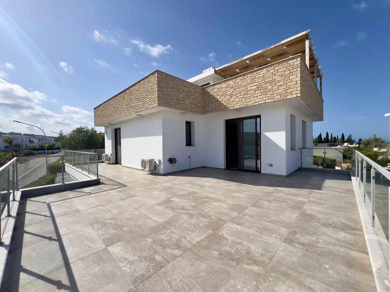4-bedroom detached house to rent: https://www.bazaraki.com/adv/5798615_4-bedroom-detached-house-to-rent (www.bazaraki.com)