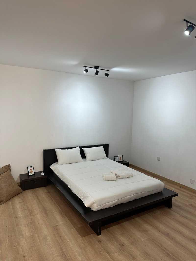 1-bedroom apartment to rent: https://www.bazaraki.com/adv/5793991_1-bedroom-apartment-to-rent (www.bazaraki.com)