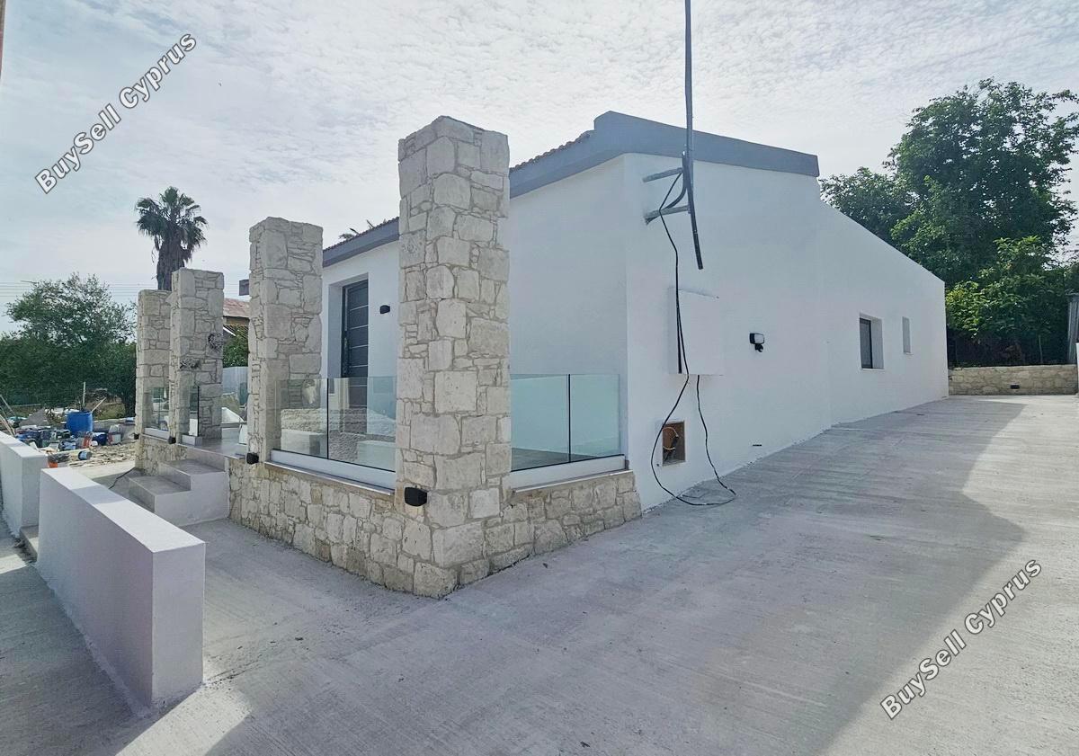 3 Bedroom Bungalow for sale in Polemi, Paphos: https://www.buysellcyprus.com/property-for-sale/paphos/polemi/3-bed-bungalow-for-sale-polemi-paphos-1799395.html (www.buysellcyprus.com)