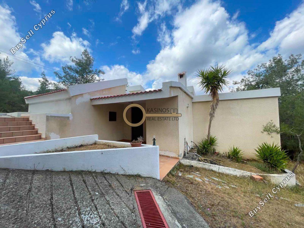 3 Bedroom Detached house for sale in Agios Epifanios Oreinis, Nicosia: https://www.buysellcyprus.com/property-for-sale/nicosia/agios-epifanios-oreinis/3-bed-detached-house-for-sale-agios-epifanios-oreinis-nicosia-1793138.html (www.buysellcyprus.com)