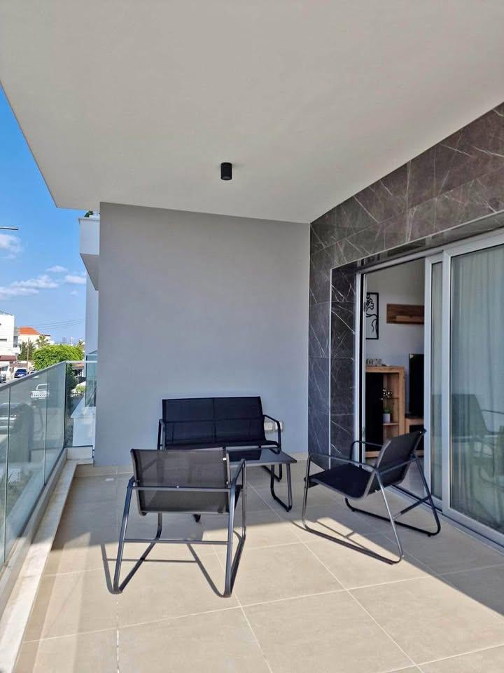 2 bedroom apartment for rent in Mesa Geitoni: https://www.facebook.com/marketplace/item/1257993765972319 (www.facebook.com)