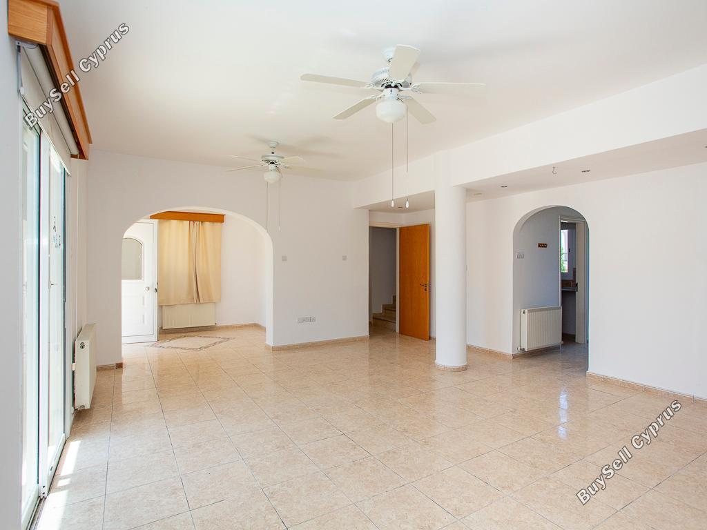 4 Bedroom Detached house for sale in Argaka, Paphos: https://www.buysellcyprus.com/property-for-sale/paphos/argaka/4-bed-detached-house-for-sale-argaka-paphos-1799852.html (www.buysellcyprus.com)
