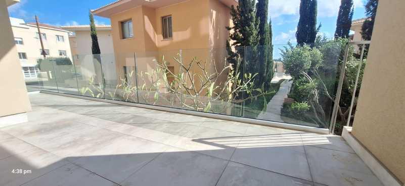 3-bedroom apartment to rent: https://www.bazaraki.com/adv/5794791_3-bedroom-apartment-to-rent (www.bazaraki.com)