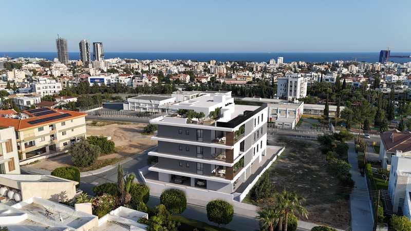 4-bedroom apartment for sale: https://www.bazaraki.com/adv/5792206_4-bedroom-apartment-for-sale (www.bazaraki.com)