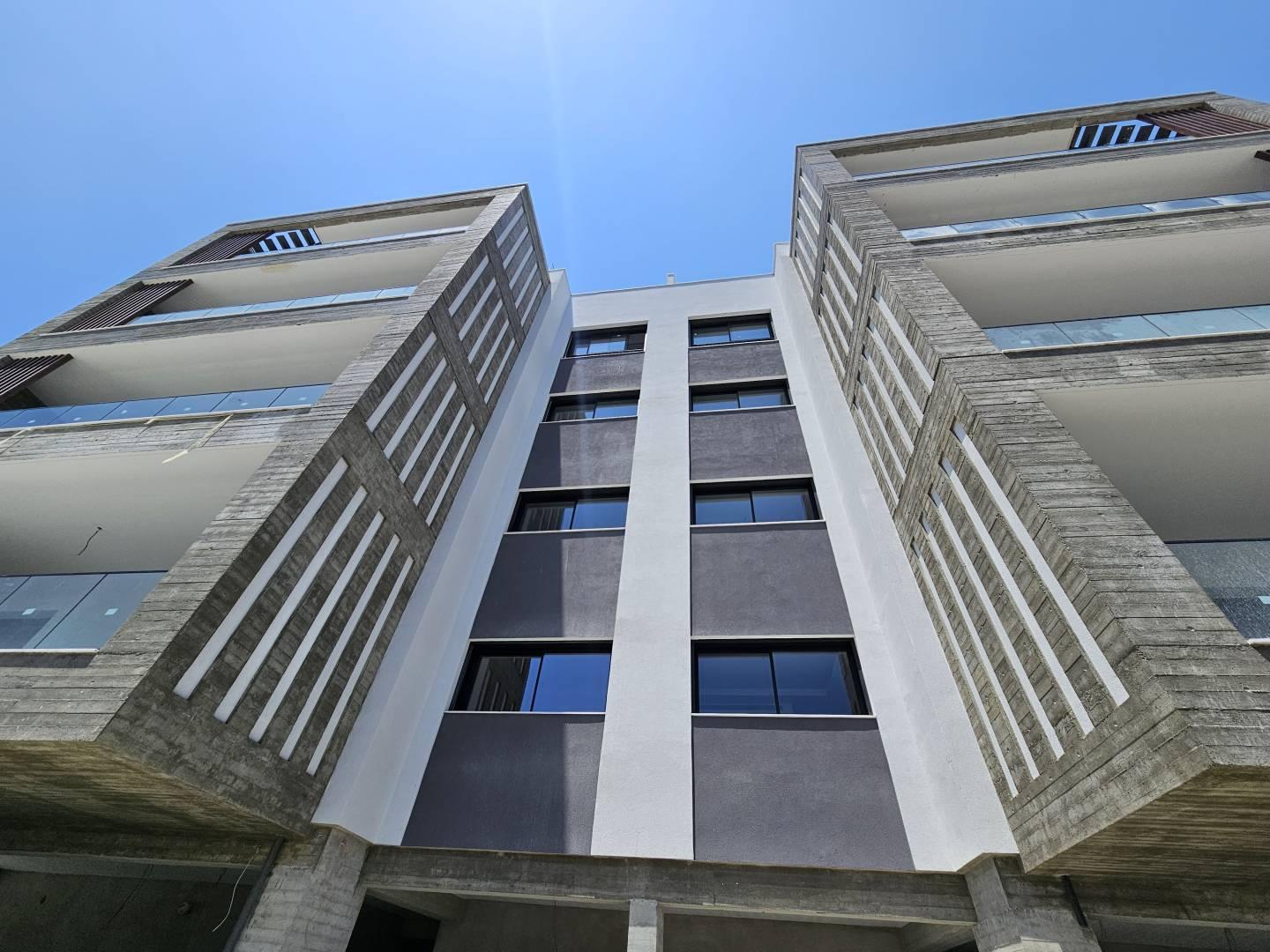 New 3-bedroom apartment in Limassol № 152861: https://dom.com.cy/en/catalog/sale/152861/ (dom.com.cy)