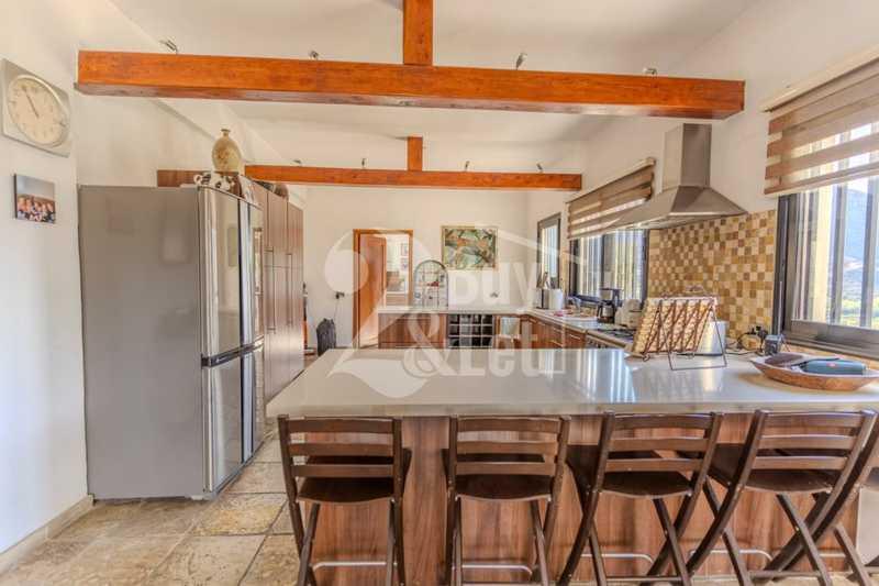 7-bedroom villa to rent: https://www.bazaraki.com/adv/5791481_7-bedroom-villa-to-rent (www.bazaraki.com)
