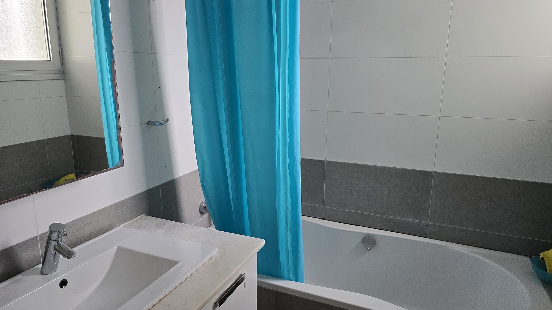 3-bedroom flat in Larnaca №149965: https://dom.com.cy/en/catalog/rent/149965/ (dom.com.cy)