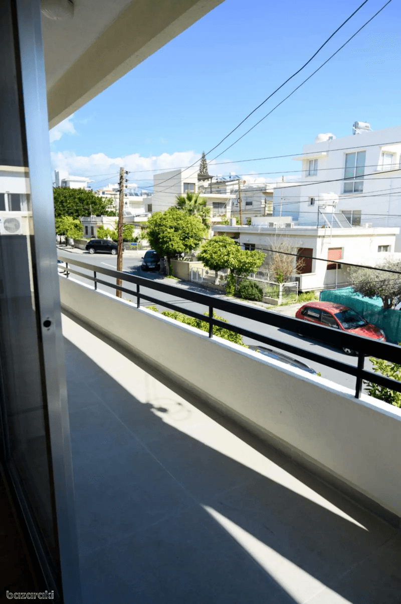 2-bedroom apartment to rent: https://www.bazaraki.com/adv/5798555_2-bedroom-apartment-to-rent (www.bazaraki.com)