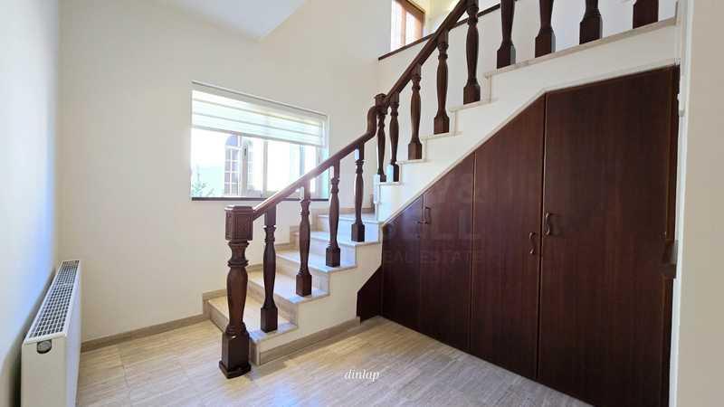 7-bedroom detached house for sale: https://www.bazaraki.com/adv/5799772_7-bedroom-detached-house-for-sale (www.bazaraki.com)