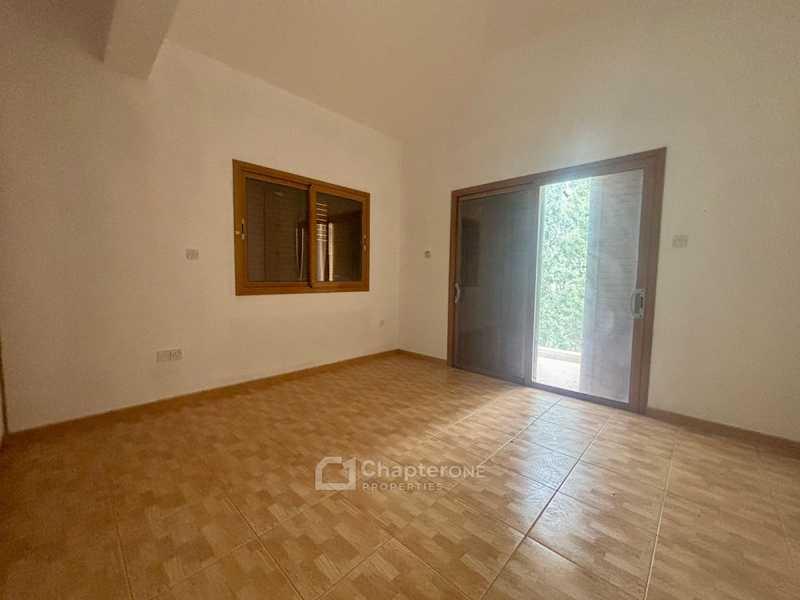 5-bedroom villa for sale: https://www.bazaraki.com/adv/5796269_5-bedroom-villa-for-sale (www.bazaraki.com)