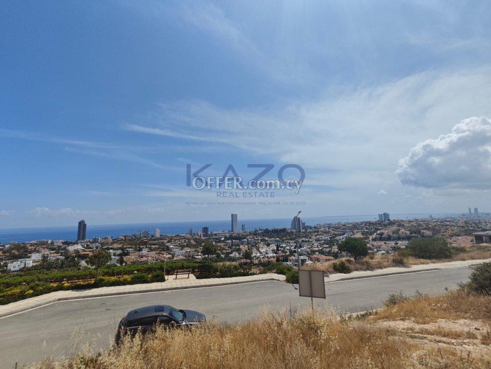 Unobstructed Residential Sea View Building Plot in Moutagiakka, Limassol: https://www.offer.com.cy/en/unobstructed-residential-sea-view-building-plot-in-moutagiakka-limassol/21-816126/ (www.offer.com.cy)
